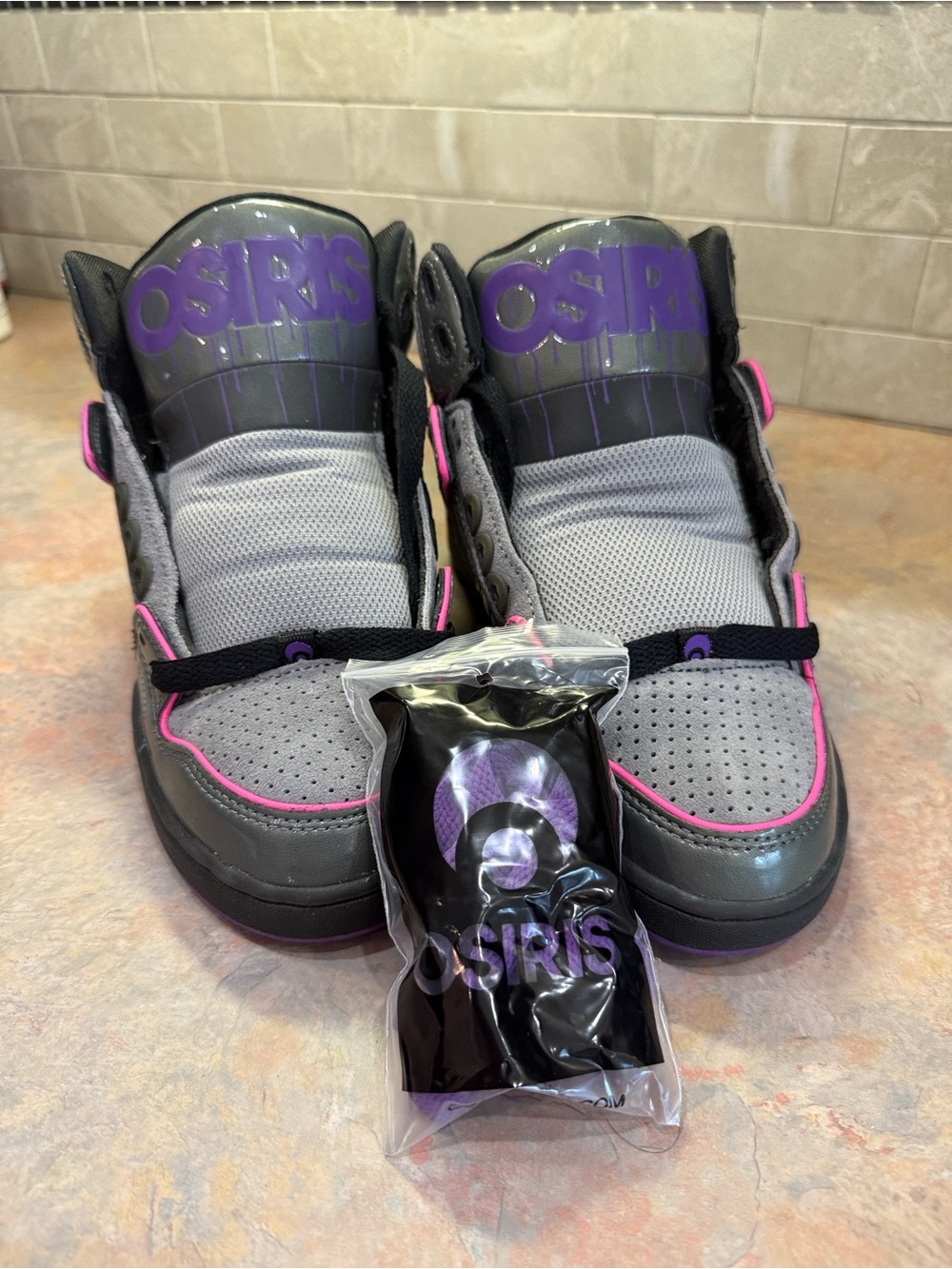 Osiris NYC 83 Slim Women 6.5 Y2K Skater Shoes Gray Purple Pink NWOT